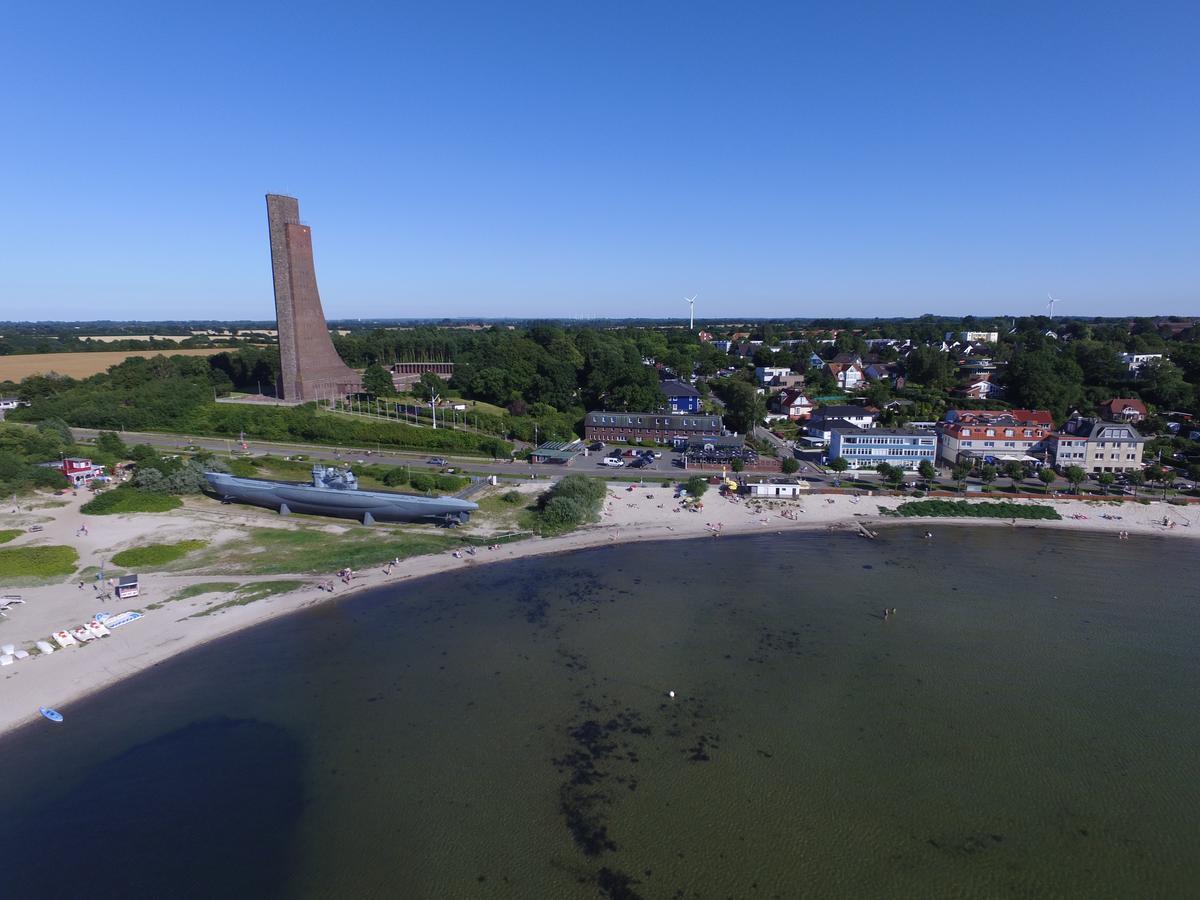 Hotel Seeterrassen Laboe Exterior photo